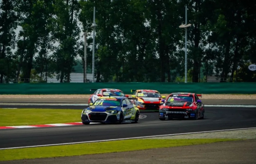 重返赛场  张鸿宇排位全场第二  GYT Racing车队上海站收获亚插图6