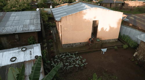 女孩声说自己16年不吃不喝 甚至连厕所都不用上!插图12 女孩声称自己16年不吃不喝 甚至连厕所都不用上!