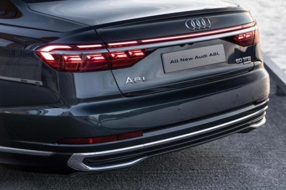 奥迪A8L完美诠释科技与豪华,刘德华力挺之选!插图1 奥迪A8L完美诠释科技与豪华,刘德华力挺之选!