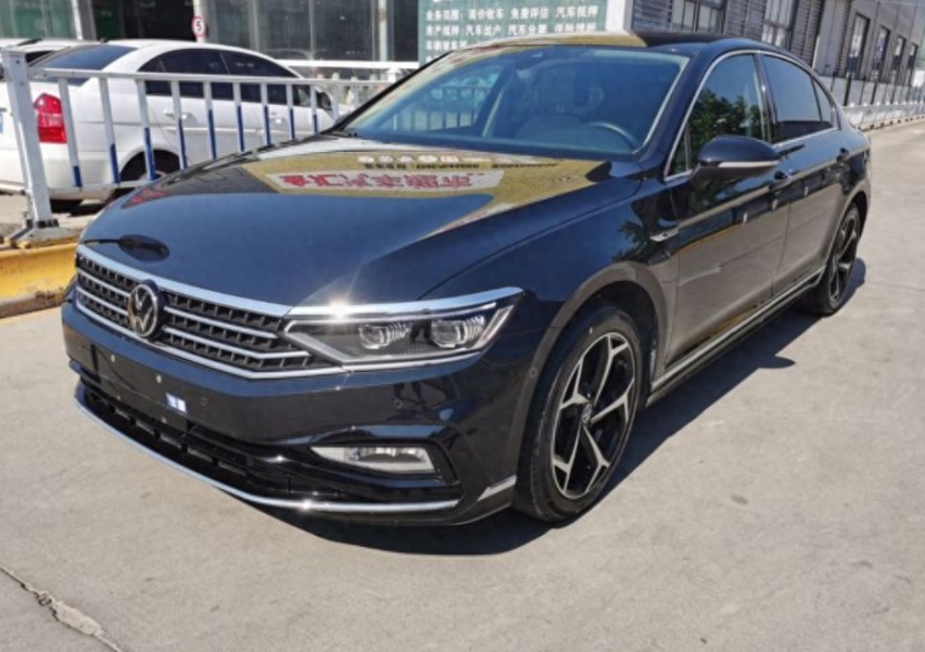 全新迈腾将上市！现款迈腾跌至13.69万，4月份卖11892辆