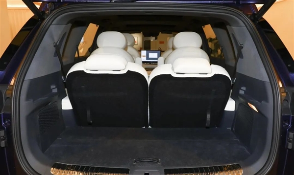 6座奶爸车新卷王19万开卖:理想的成功 武汉要复制插图6 6座奶爸车新卷王19万开卖:理想的成功 武汉要复制