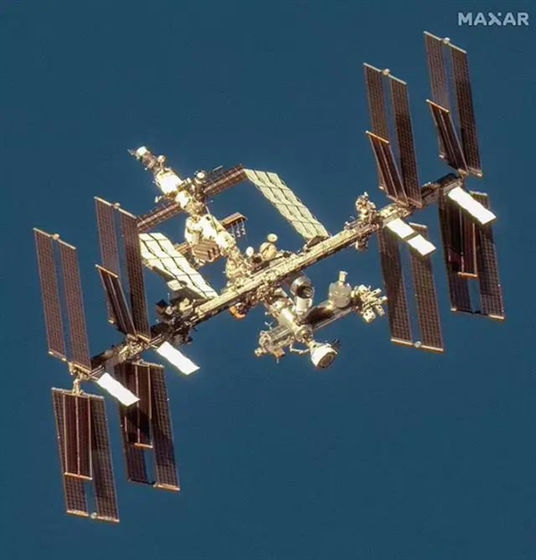 万一波音飞船修不好 会求SpaceX帮忙吗？