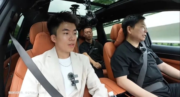 “i人E语”余承东 咬定销量不放松