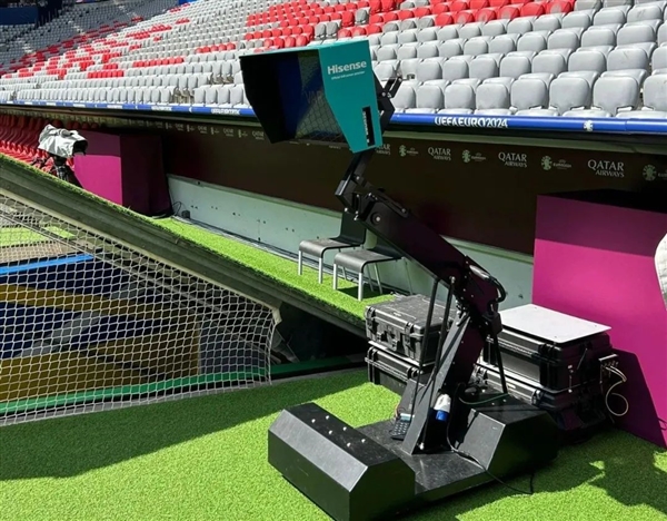 全中国熬夜看欧洲杯的球迷 都被这个东西硬控了2分钟