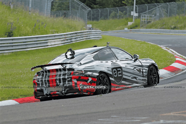 小米SU7用上27200转超级电机！竟然被外媒吹成保时捷杀手