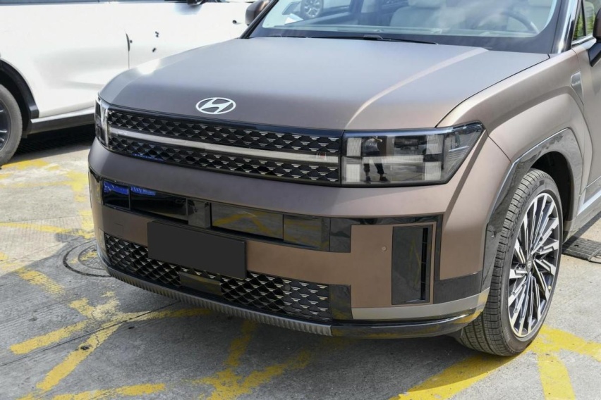 全新现代胜达到店,2.0T+8AT黄金组合,亮点在内饰插图2 全新现代胜达到店,2.0T+8AT黄金组合,亮点在内饰