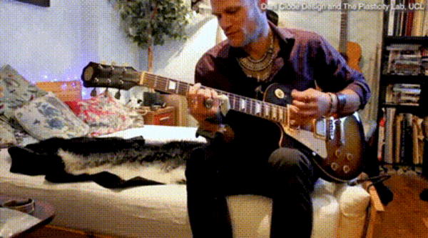 5根不够、6根最优!英国发明穿戴式第六指:单手就能开汽水插图4 5根不够、6根最优!英国发明穿戴式第六指:单手就能开汽水