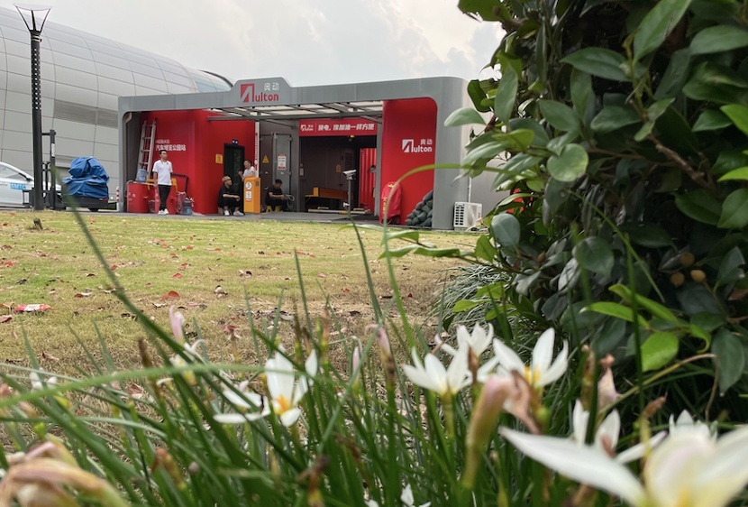 一位武汉出租车司机的心里话：换电不方便，市场太内卷 | 聚访