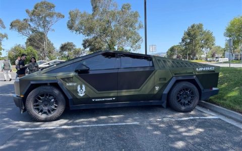 马斯克转移资产