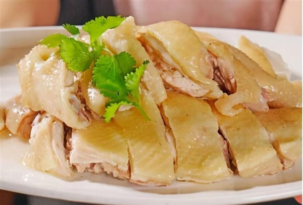 男子连续5年吃同一粤菜馆2101次:商户感到惊讶插图 男子连续5年吃同一粤菜馆2101次:商户感到惊讶