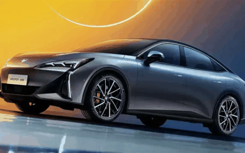 全域800V高压架构！极狐阿尔法S5将于6月15日上市