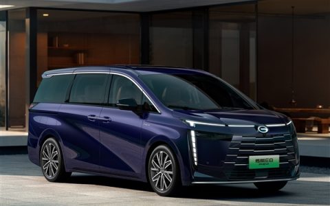 广汽董事长曾庆洪：新能源占比超50%、油电应同权