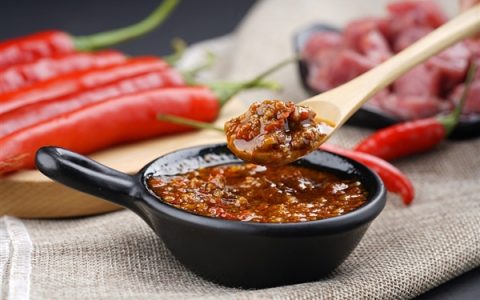 网友发微博吐槽餐厅后被索赔9万元 法院：不予支持