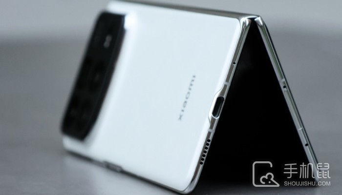 小米MIXFold4和三星GalaxyZFold6的参数对比?小米MIXFold4和三星ZFold6哪个比较好