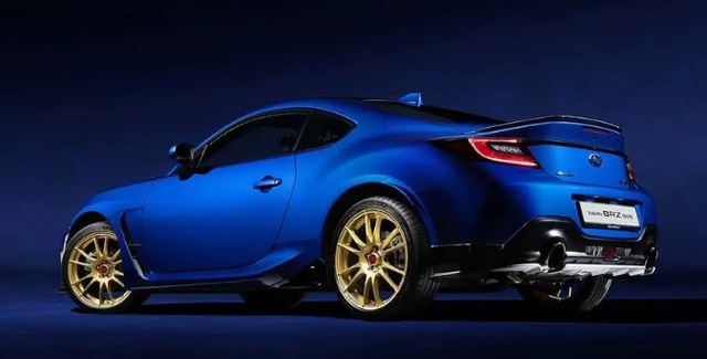 新款斯巴鲁BRZ上市,能否抗衡丰田86和SUPRA?插图4 新款斯巴鲁BRZ上市,能否抗衡丰田86和SUPRA?