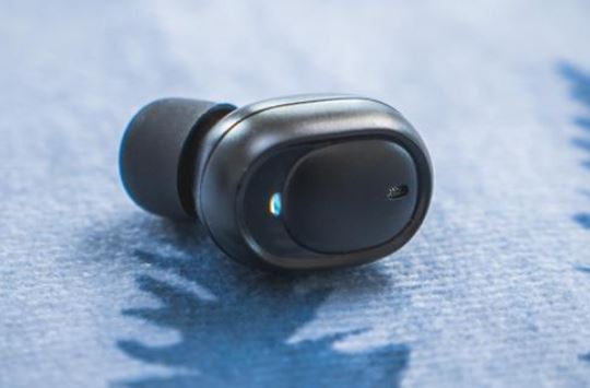 airpodspro是入耳式还是半入耳式 airpodspro耳机机型介绍