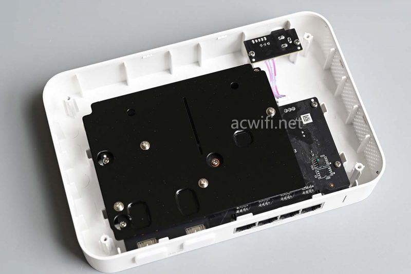 双万兆口、4个2.5G网口: 小米万兆交换机拆机测评插图15 双万兆口、4个2.5G网口: 小米万兆交换机拆机测评插图15