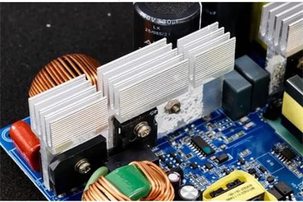 显卡并联一定要两个一样的显卡吗 双显卡兼容性说明插图1