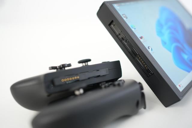 掌机玩出新花样! 壹号本One XPlayer游侠X1mini全面测评插图4 掌机玩出新花样! 壹号本One XPlayer游侠X1mini全面测评插图4