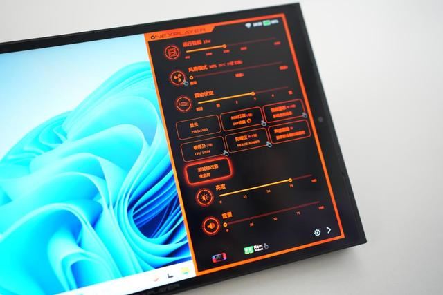 掌机玩出新花样! 壹号本One XPlayer游侠X1mini全面测评插图26 掌机玩出新花样! 壹号本One XPlayer游侠X1mini全面测评插图26