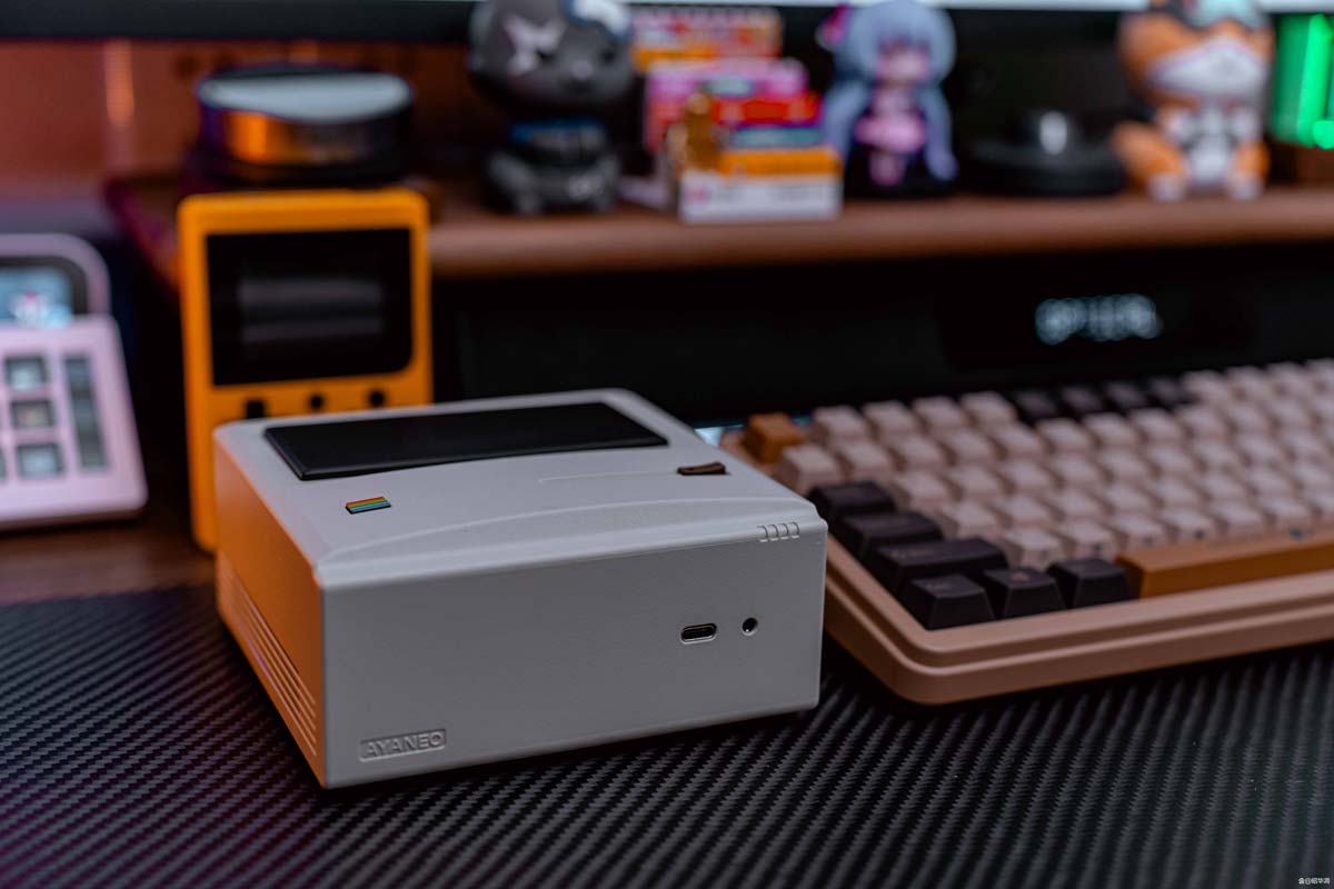 把麦金塔电脑放上桌面 AYANEO AM01迷你电脑全面评测插图9