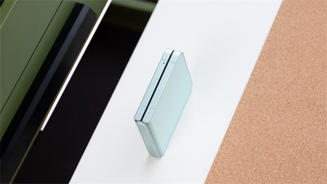 三星Galaxy Z Flip6体验怎么样 三星Galaxy Z Flip6体验评测插图2