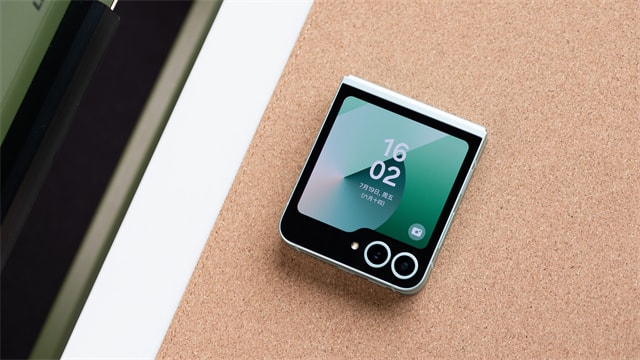 三星Galaxy Z Flip6体验怎么样 三星Galaxy Z Flip6体验评测插图4