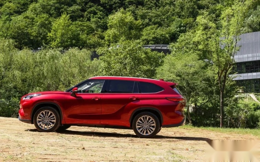 降价15.5万!SUV打骨折卖,买这4款车捡大漏!插图1 降价15.5万!SUV打骨折卖,买这4款车捡大漏!