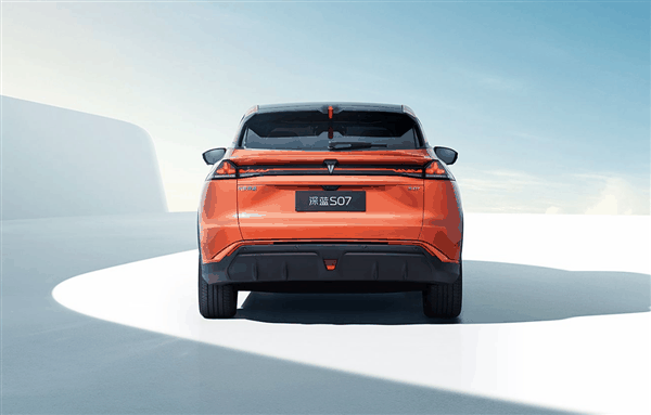 14.99万起 深蓝S07正式上市:20万内唯一华为高阶智驾SUV插图4 14.99万起 深蓝S07正式上市:20万内唯一华为高阶智驾SUV
