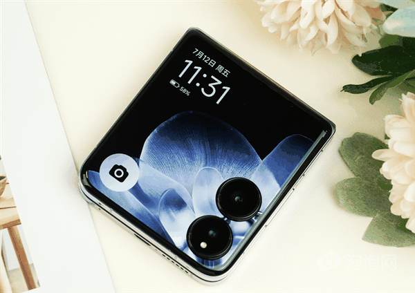 小米MIX Flip上手:史上最全能的小折叠插图1 小米MIX Flip上手:史上最全能的小折叠