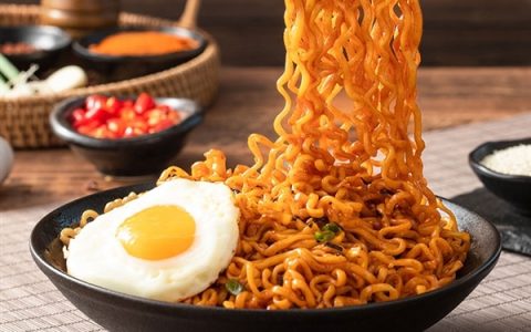 韩国火鸡面因太辣遭封杀：吃辣背后竟有这么多科学