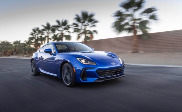 新款斯巴鲁BRZ上市,能否抗衡丰田86和SUPRA?插图2 新款斯巴鲁BRZ上市,能否抗衡丰田86和SUPRA?