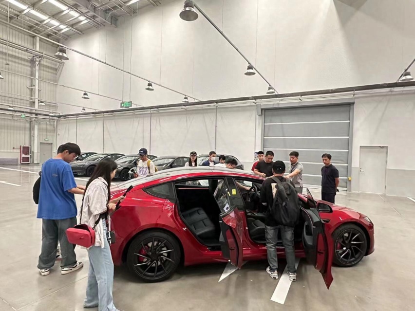 “高性能”仨字为何值10万 试驾完我只能说：还能加个零！