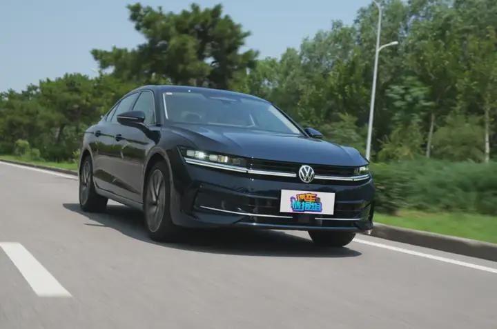 更舒适 更智能,全新一代迈腾这几点升级最大!插图2 更舒适 更智能,全新一代迈腾这几点升级最大!