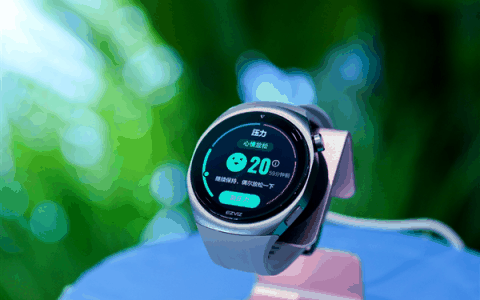 萤石发布首款智能健康手表WA1S：接入萤石蓝海大模型 可控制家居
