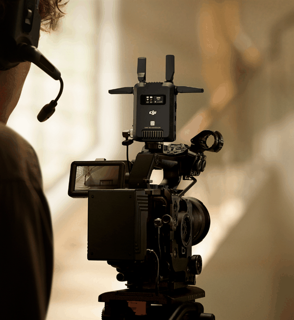 2999元!大疆发布DJI SDR图传:传输距离达3公里插图1 2999元!大疆发布DJI SDR图传:传输距离达3公里