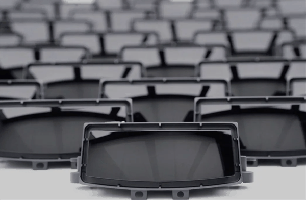 标配四台激光雷达!萝卜快跑第六代无人车将于今年投放市场插图 标配四台激光雷达!萝卜快跑第六代无人车将于今年投放市场