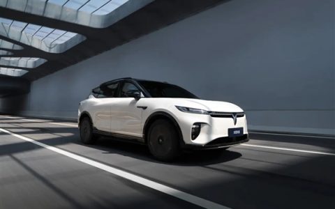 又一造车新势力拥抱华为 岚图知音官图发布：800V纯电SUV