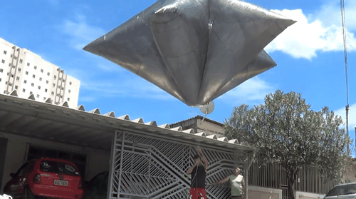 巴西拍到超清晰UFO！被网友的吐槽笑喷了