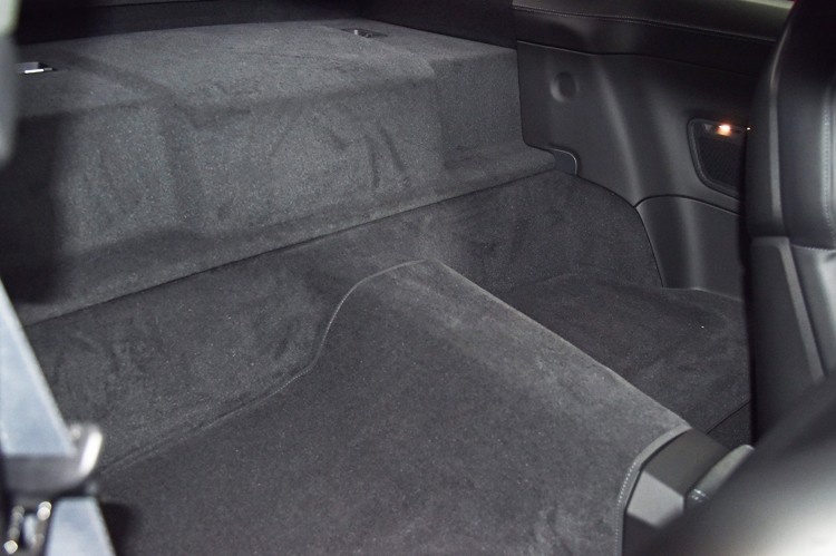 换装3.6T混动,最受欢迎的跑车,全新保时捷911来了!插图18 换装3.6T混动,最受欢迎的跑车,全新保时捷911来了!