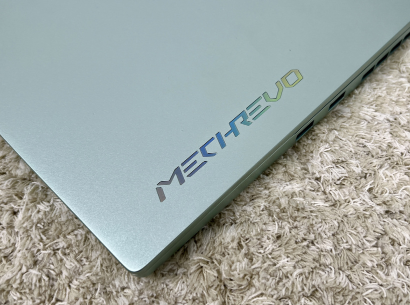 机械革命预告 2024 款翼龙 15 Pro 游戏本新配色青云:R7插图 机械革命预告 2024 款翼龙 15 Pro 游戏本新配色青云:R7-8845H + RTX 4060