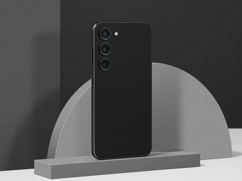 三星 Galaxy S24 FE 手机曝光:6.7 英寸屏幕、4565mAh 电池、5000 万主摄插图 三星 galaxy s24 fe 手机曝光:6.7 英寸屏幕、4565mah 电池、5000 万主摄