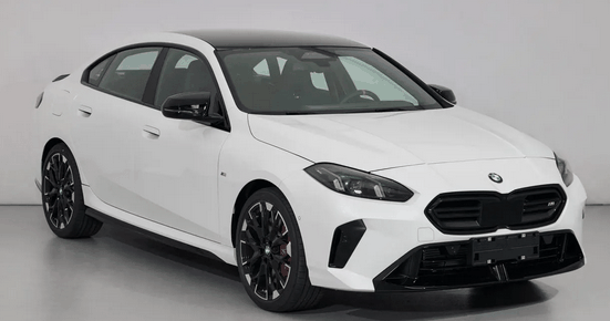 尺寸直逼3系!全新2系四门轿跑曝光:轴距加长110毫米插图 尺寸直逼3系!全新2系四门轿跑曝光:轴距加长110毫米