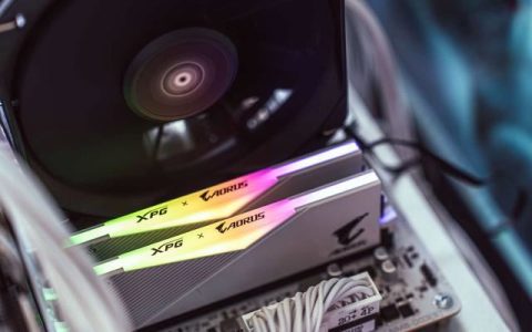 极高的颜值+不俗的超频潜力! B760X冰雕+龙耀D500G超频组装教程