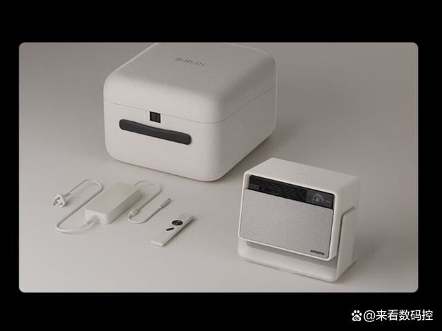 极米RS10plus和RS10pro哪个好? 极米RS10Plus/Pro投影仪区别对比插图 极米RS10plus和RS10pro哪个好? 极米RS10Plus/Pro投影仪区别对比插图