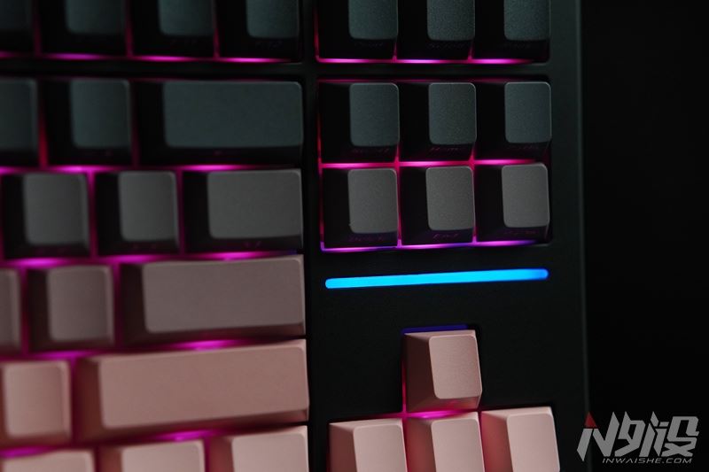 人体工学+三模操控! 前行者一方X87三模机械键盘拆解评测插图3 人体工学+三模操控! 前行者一方X87三模机械键盘拆解评测插图3