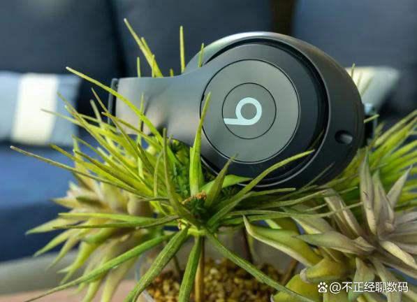 Beats Solo 4和Beats Studio Pro头戴耳机怎么选择?插图3 Beats Solo 4和Beats Studio Pro头戴耳机怎么选择?插图3