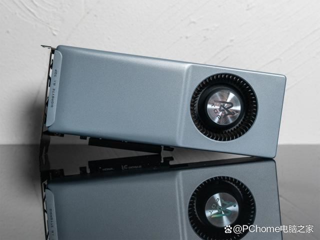 技嘉RTX 4070 Ti SUPER AI TOP涡轮风扇显卡全面测评插图3 技嘉RTX 4070 Ti SUPER AI TOP涡轮风扇显卡全面测评插图3