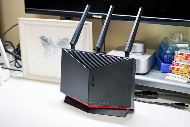 华硕86系列第一款WiFi 7路由器RT-BE86U开箱拆解评测插图1