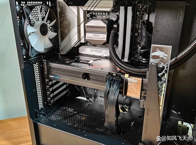 英特尔显卡蓝戟A770联名版表现如何? 艾尔登法环大战黑悟空插图8 英特尔显卡蓝戟A770联名版表现如何? 艾尔登法环大战黑悟空插图8